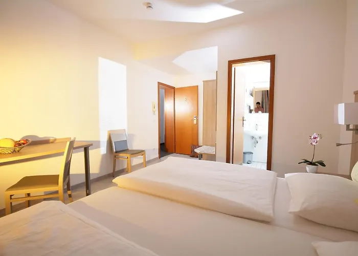 Oda ve Kahvaltı Drei Kaiserberge Göppingen