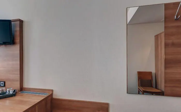 Oda ve Kahvaltı Drei Kaiserberge Göppingen